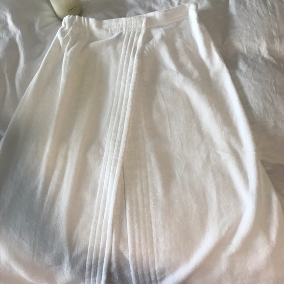 Half Robe - Picture 2 of 3